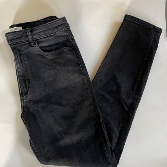 Zara Black Skinny Jeans